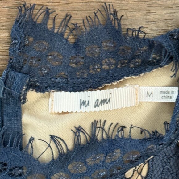 Francescas Mi Ami Dress Womens M Blue Lace Bodycon Zipper Back Elegant Details - Picture 7 of 10